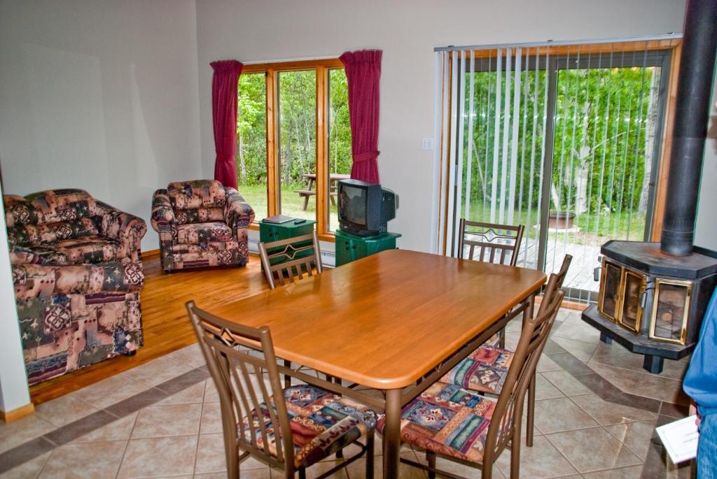 Le Genevrier Villa Baie-Saint-Paul Room photo